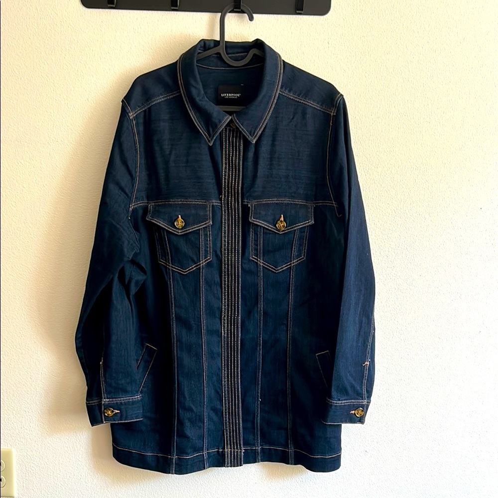 Sharp XL Blue Jean Jacket Classic Stretch Cotton Blend Contrast Stitching